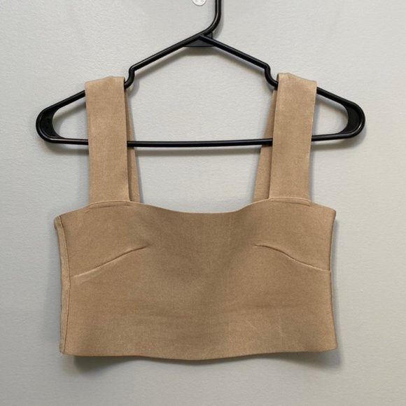 ❗️SOLD❗️Babaton Chance Bandage Tank Top Size M - Picture 4 of 9